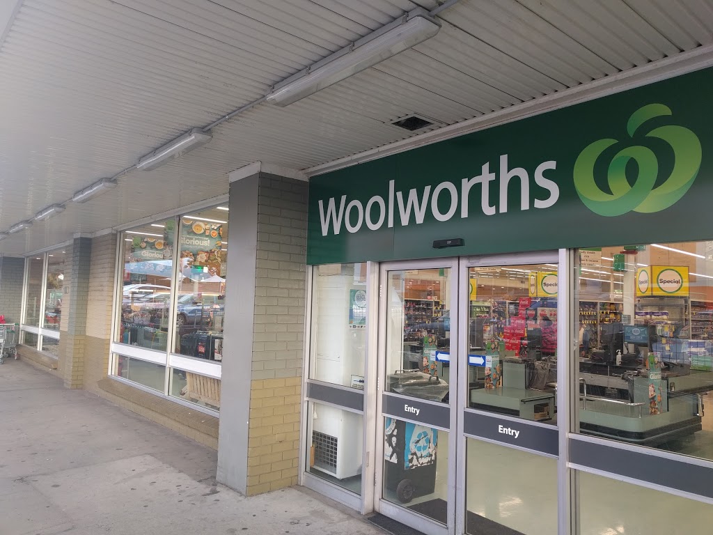 Woolworths Cowra | supermarket | 3/9 Railway Ln, Cowra NSW 2794, Australia | 0263498120 OR +61 2 6349 8120