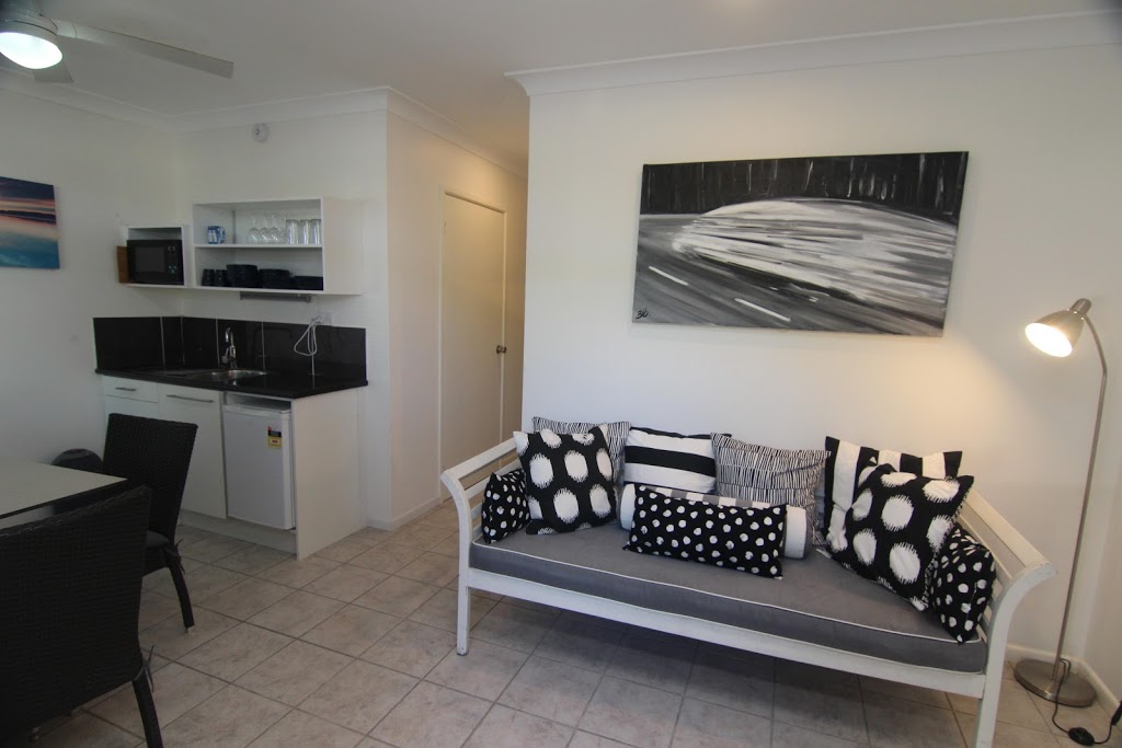 PortoFino Apartments | 5/29 Mooloomba Rd, Point Lookout QLD 4183, Australia | Phone: (07) 3415 3949