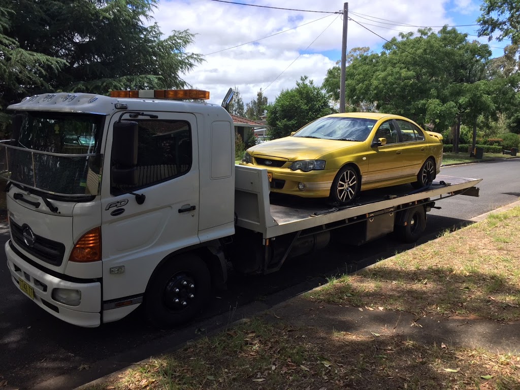 Exclusive Towing Service Campbelltown | 1 Queen St, Campbelltown NSW 2560, Australia | Phone: (02) 9606 6060