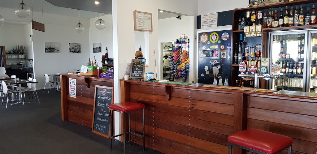 Tavern on Turton | 154 Bayview Rd, Point Turton SA 5575, Australia | Phone: (08) 8854 5063