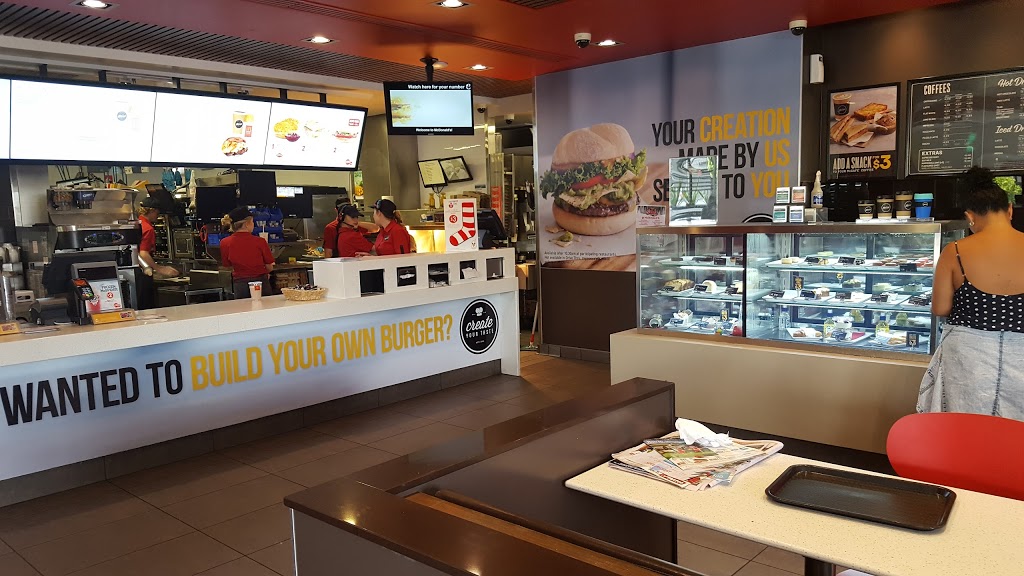 McDonald's Upper Coomera - 90 Days Rd, Upper Coomera QLD 4209, Australia