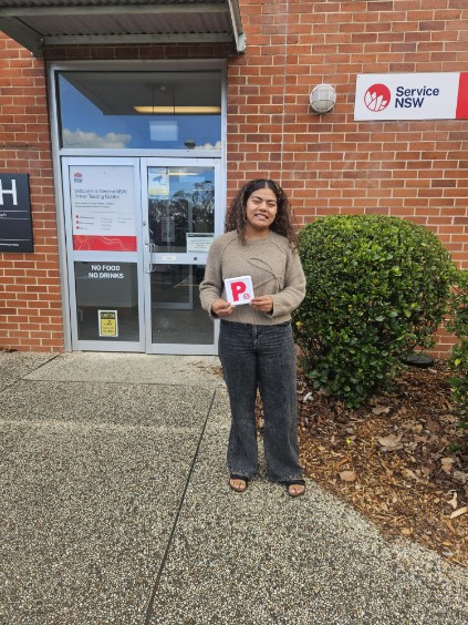 Pebbles Driving School | 21 Fortune St, Glenfield NSW 2167, Australia | Phone: 0437 657 736