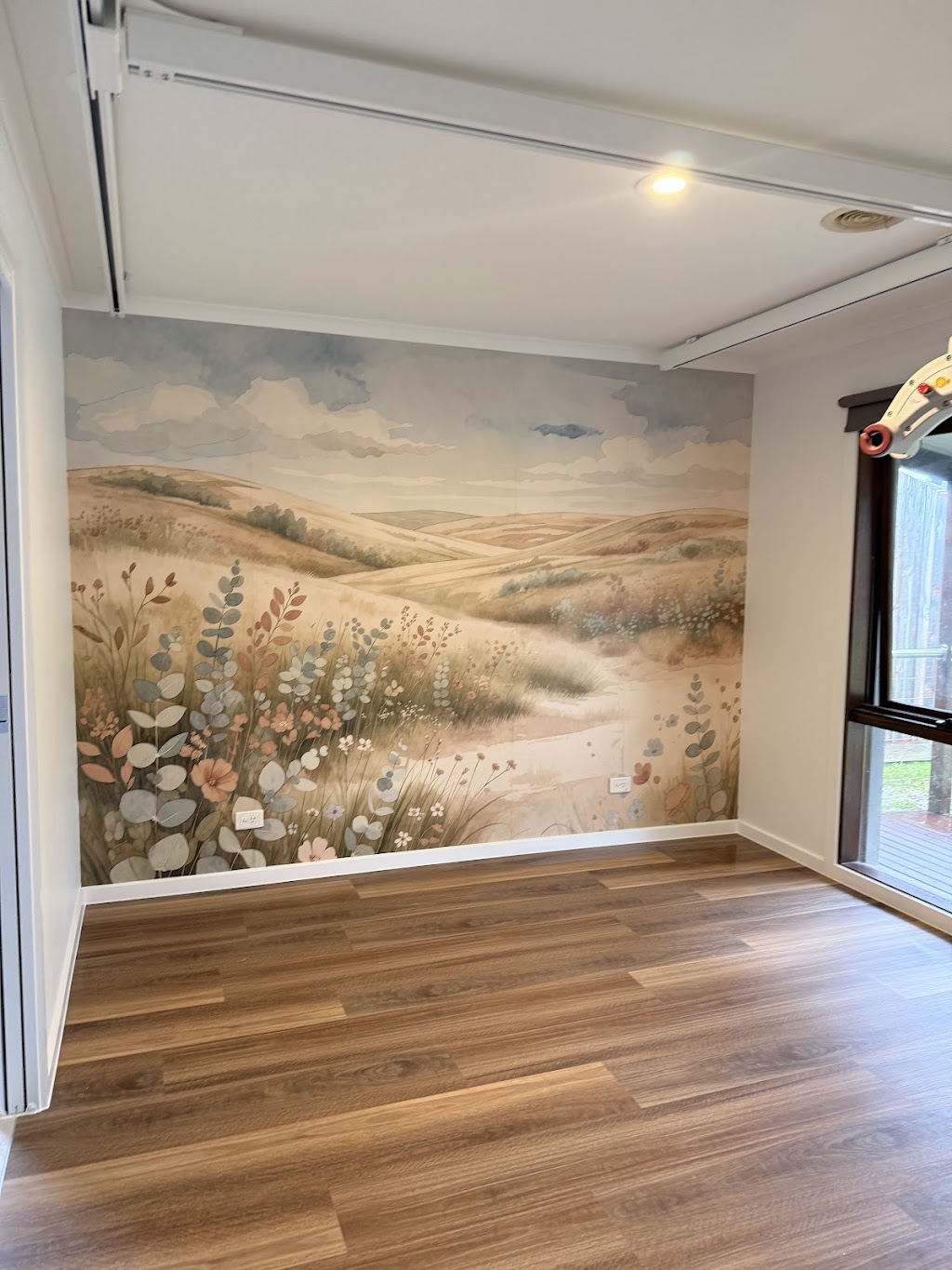 Dream My Wall | 7 Candlebark Ct, Research VIC 3095, Australia | Phone: (03) 9437 2277