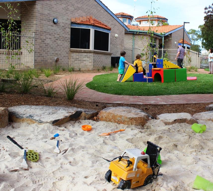 Covenant Christian School - Early Learning Centre, Gordon | 1 Woodcock Dr, Gordon ACT 2905, Australia | Phone: (02) 6294 2455
