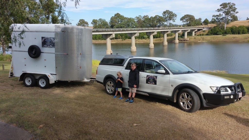 A MAN WITH UTE & TRAILER | Patrick St, Lowood QLD 4311, Australia | Phone: 0481 294 386