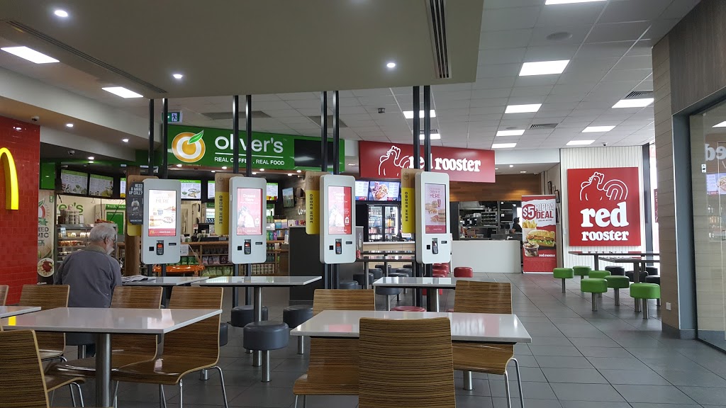 McDonalds Geelong Bypass Southbound | cafe | 310-312 Plantation Rd, Lovely Banks VIC 3221, Australia | 0352750061 OR +61 3 5275 0061