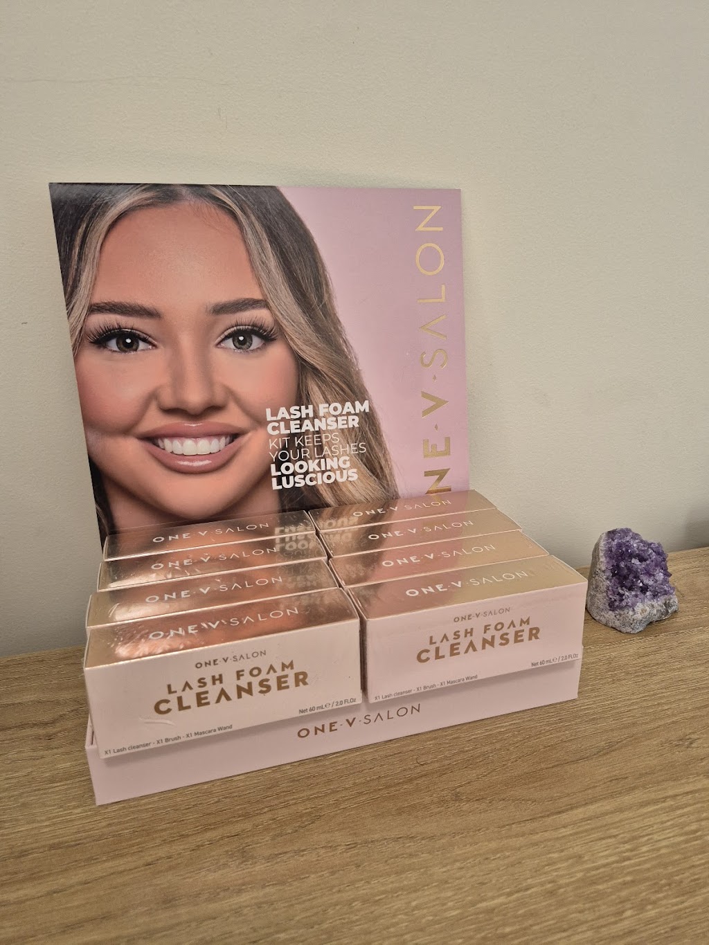 Lash Bloom CQ | 5 Donovan Cres, Dysart QLD 4745, Australia | Phone: 0483 799 254