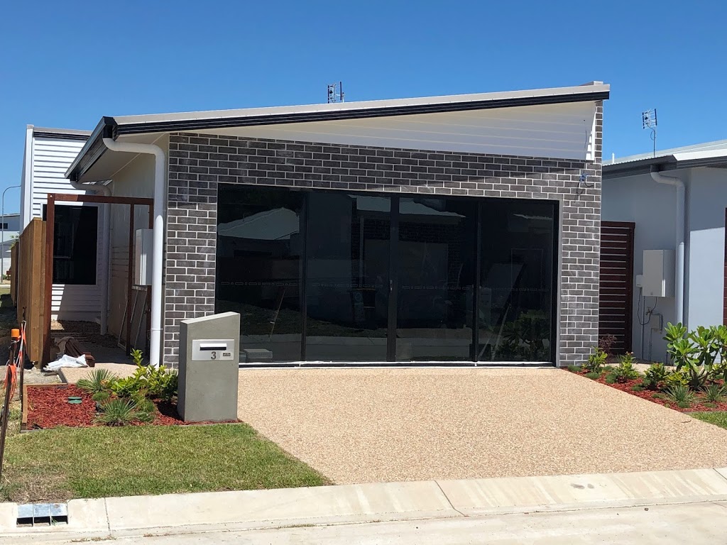 Ellis Developments Display Home "The Huntington" | real estate agency | 3 Castleview La, Garbutt QLD 4810, Australia | 1300455557 OR +61 1300 455 557
