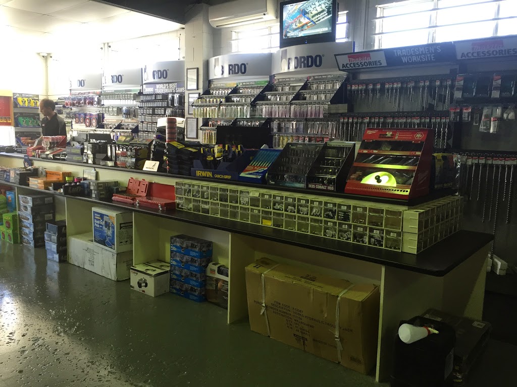 Get Tools Direct Caloundra | store | 15 Caloundra Rd, Caloundra QLD 4551, Australia | 0754927299 OR +61 7 5492 7299