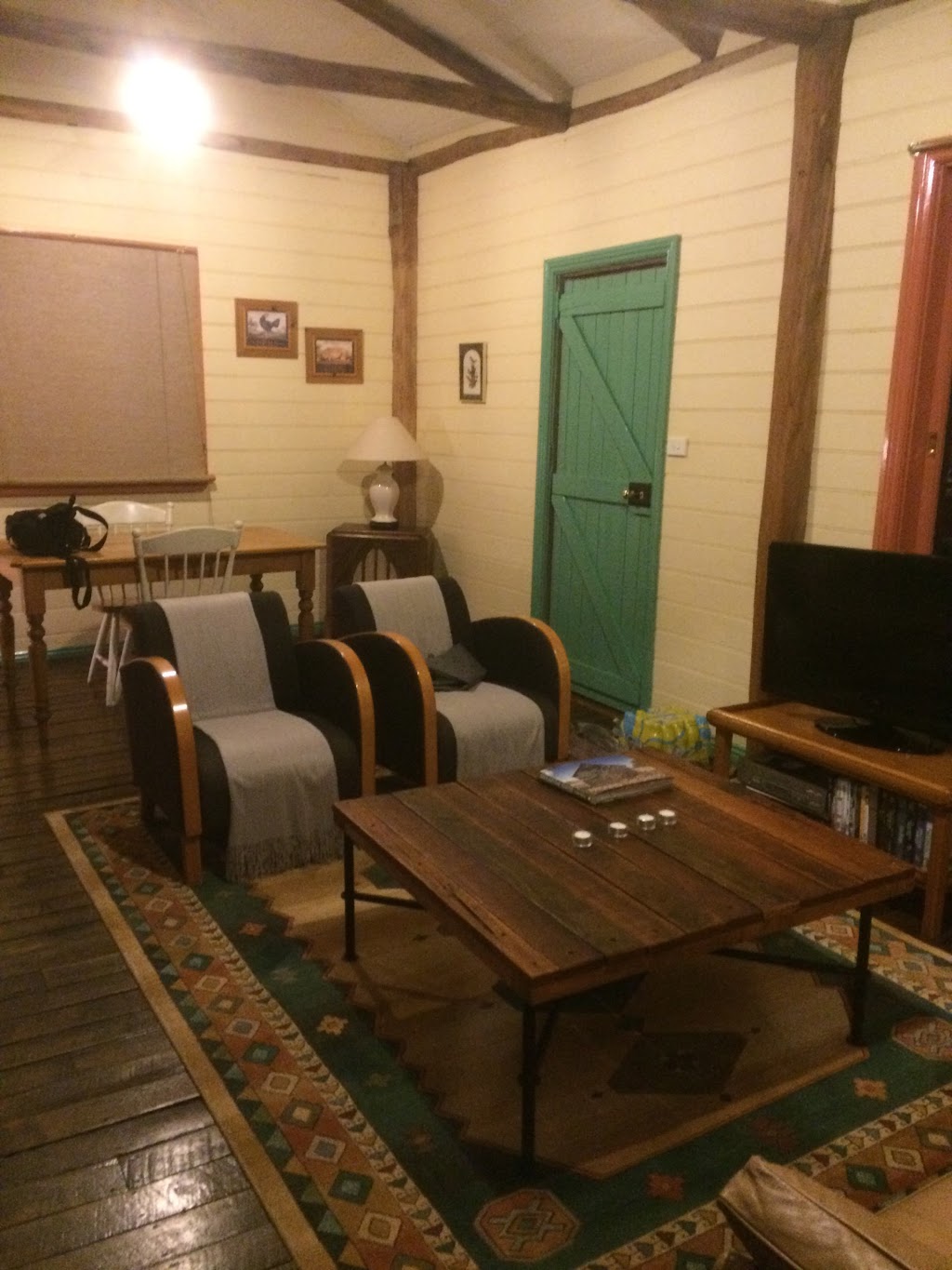 Centennial Lodge Cottage | real estate agency | Kanimbla NSW 2790, Australia | 0247871122 OR +61 2 4787 1122