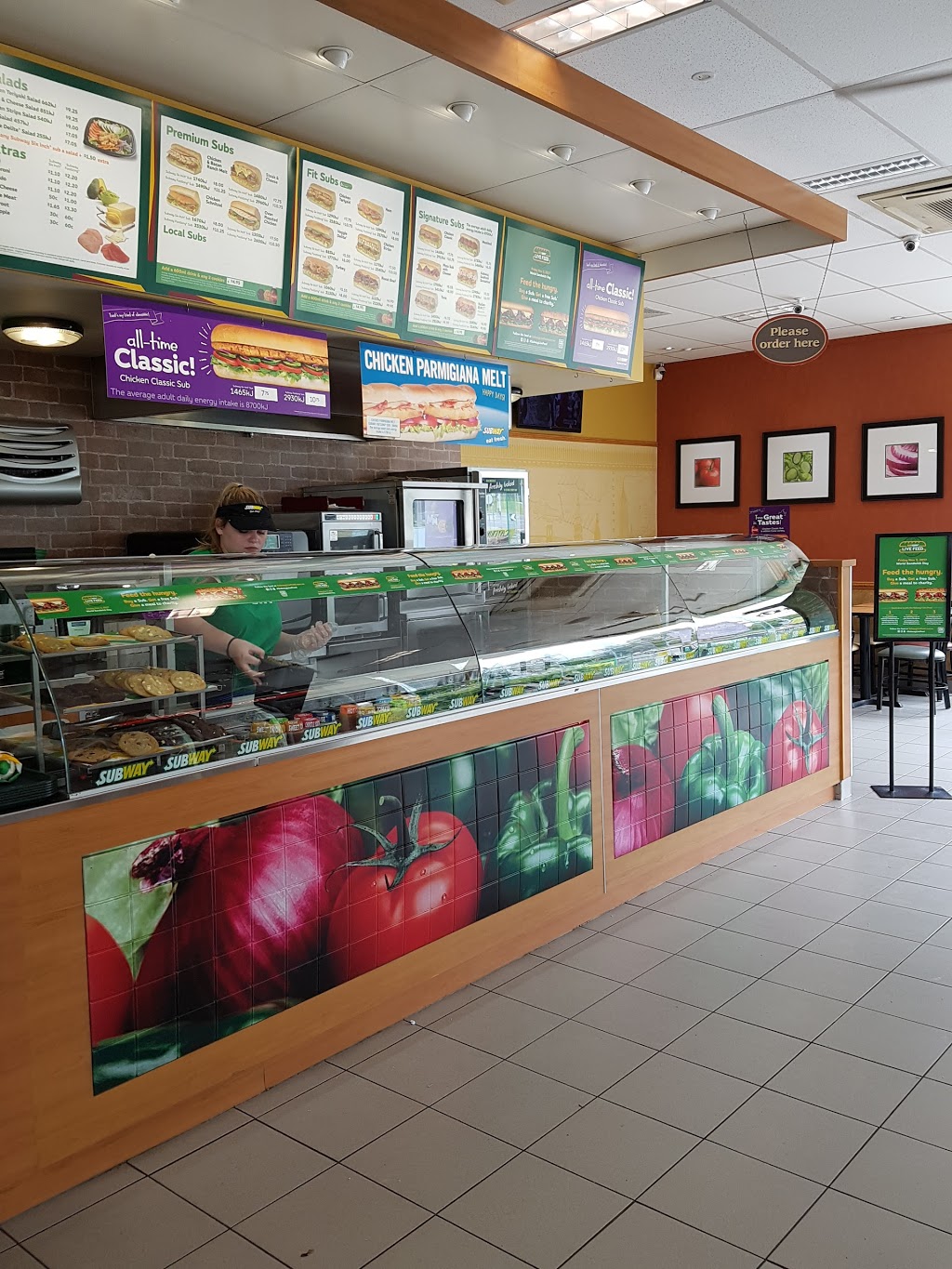Subway | restaurant | 839 Mt Dandenong Rd, Montrose VIC 3765, Australia | 0397288823 OR +61 3 9728 8823
