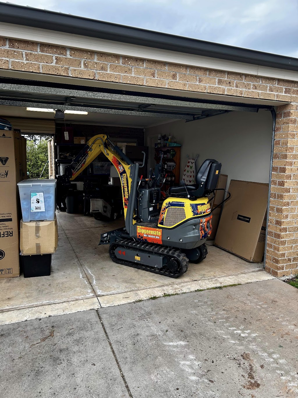 Diggermate Mini Excavator Hire Ballarat | 169 Howe St, Miners Rest VIC 3352, Australia | Phone: 0491 924 480