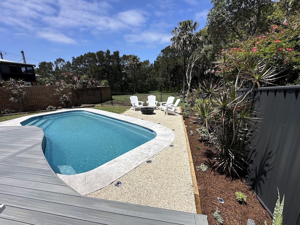Dan Amato Landscaping | 38 Green Point Dr, Green Point NSW 2428, Australia | Phone: 0434 710 066