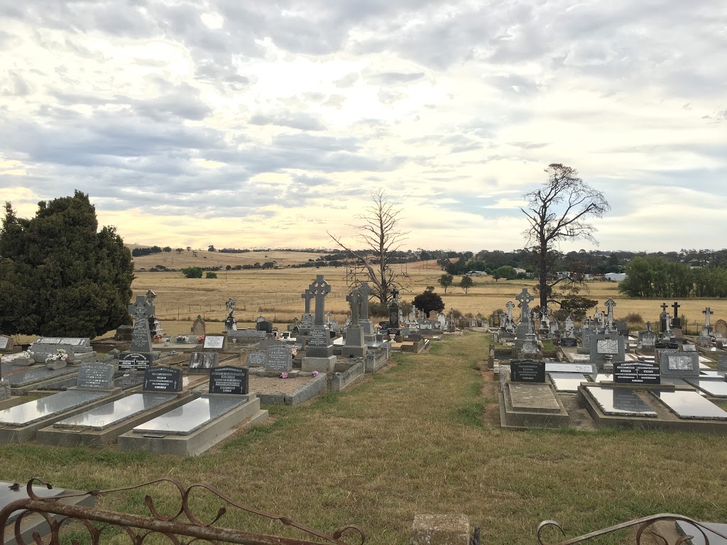 Gunning Roman Catholic Cemetery | cemetery | 121 Collector Rd, Gunning NSW 2581, Australia