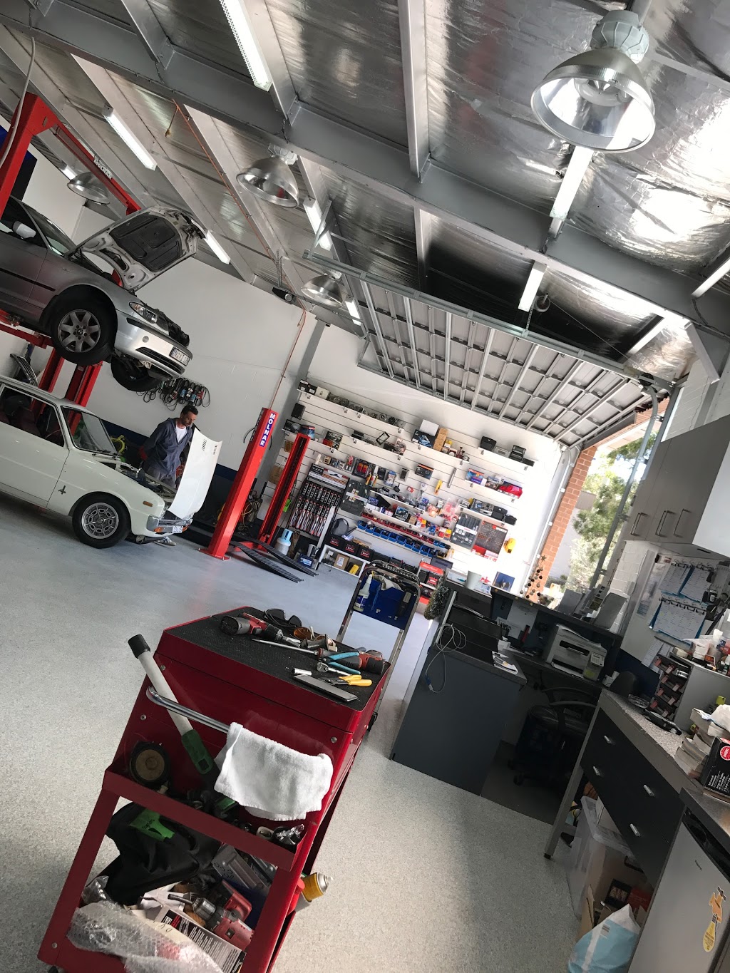 S.S. Auto Electrics & Air Conditioning | car repair | Unit 9/3 Richard Cl, North Rocks NSW 2151, Australia | 0296305711 OR +61 2 9630 5711