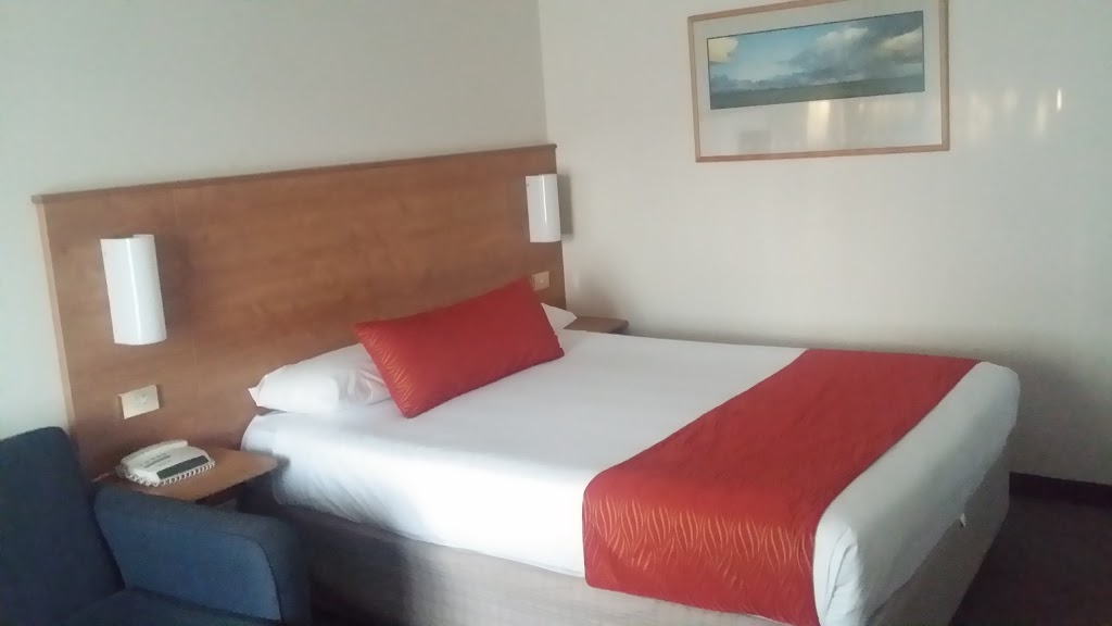 Econo Lodge Griffith Motor Inn | lodging | 96 Banna Ave, Griffith NSW 2680, Australia | 0269621800 OR +61 2 6962 1800