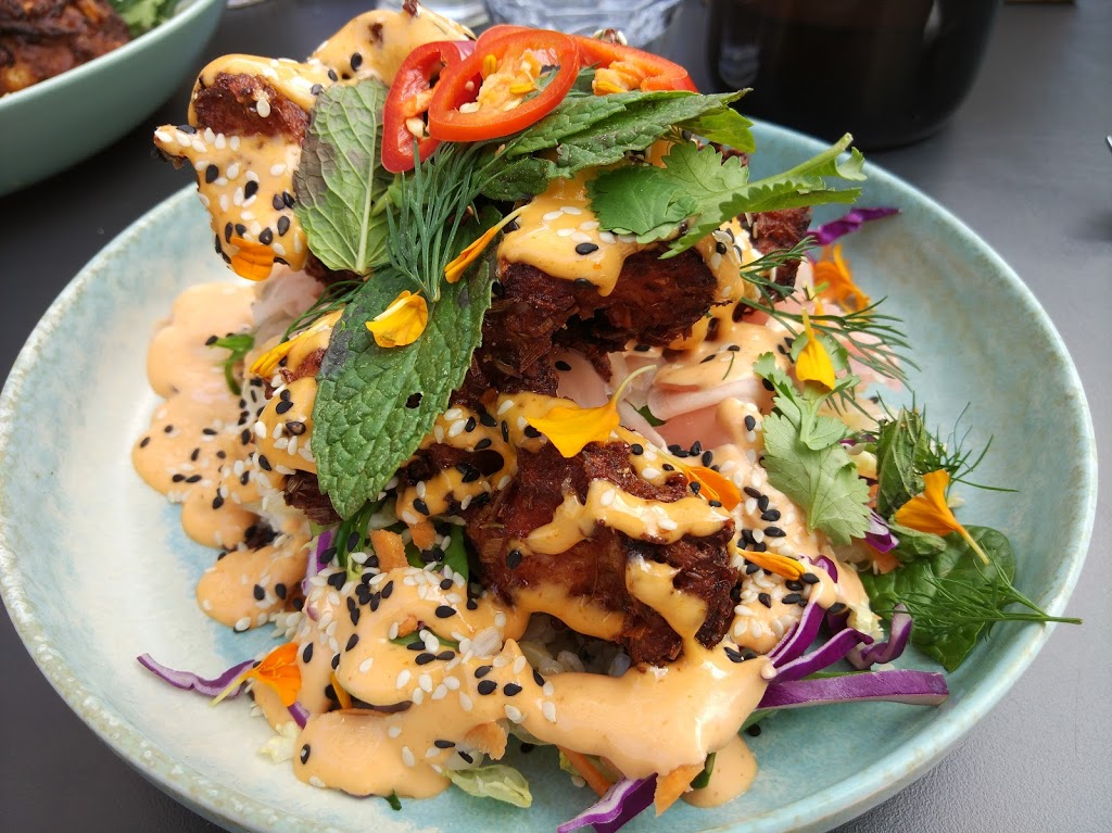 Blackwater Trading Co - Moffat Beach Brewing Co. | 12 Seaview Terrace, Moffat Beach QLD 4551, Australia | Phone: (07) 5491 4023