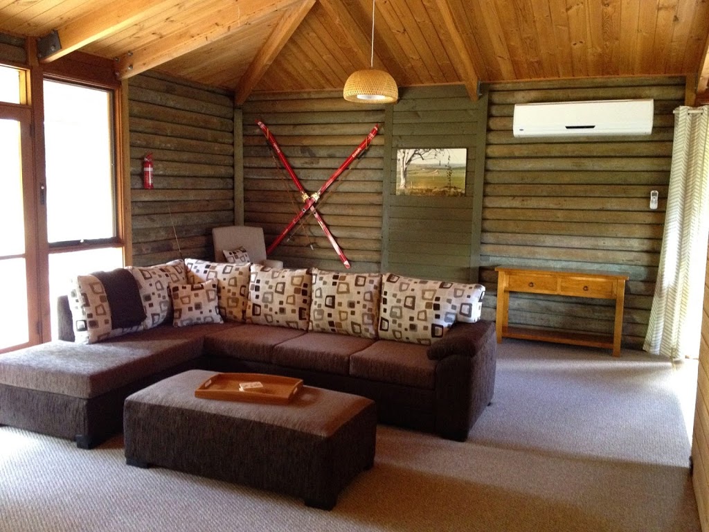 Meekatharra Cottage | lodging | 875 Bobeyan Rd, Bobayan NSW 2629, Australia | 1800641064 OR +61 1800 641 064