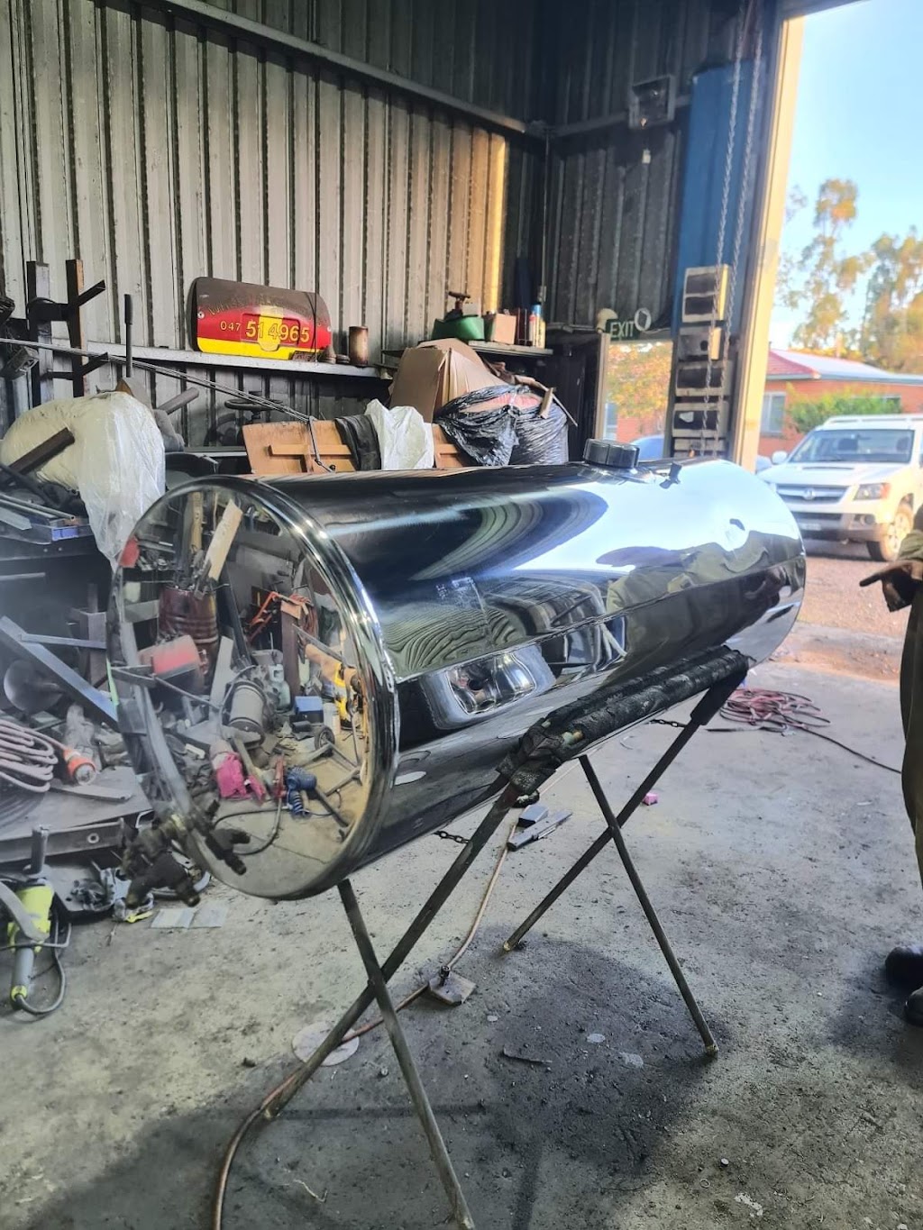 Mobile Truck Polishing | 7 Edgar St, Yagoona NSW 2199, Australia | Phone: 0468 371 051
