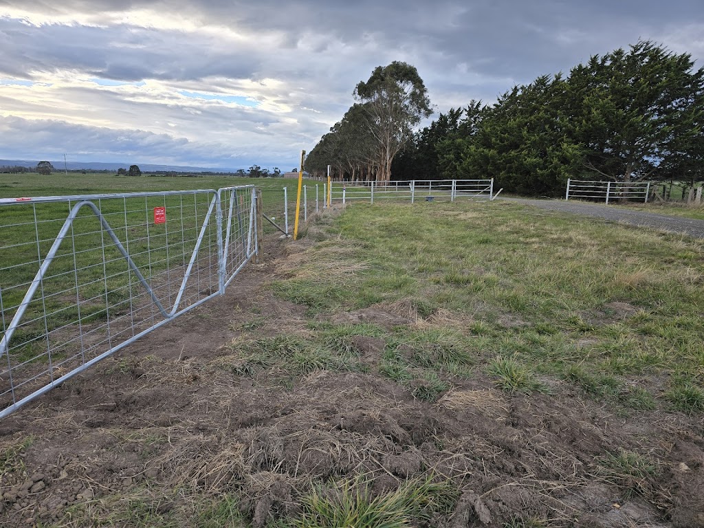 Weggs rural fencing | 925 Brown Coalmine Rd, Tyers VIC 3844, Australia | Phone: 0428 800 510