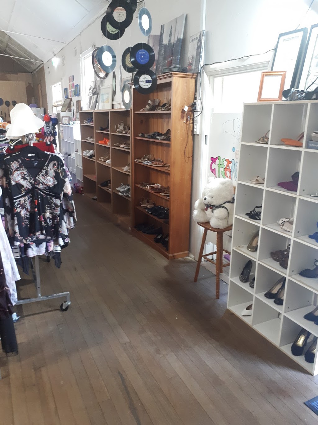 Anglican Op Shop | clothing store | Branxton NSW 2335, Australia | 0481269892 OR +61 481 269 892