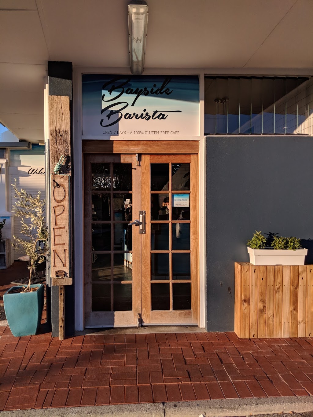 Bayside Barista | cafe | 10/62 Penguin Rd, Safety Bay WA 6169, Australia | 0895285917 OR +61 8 9528 5917