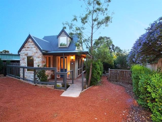 Pebbles & Bedrock | lodging | 88A Bell St, Yarra Glen VIC 3775, Australia | 0391112222 OR +61 3 9111 2222