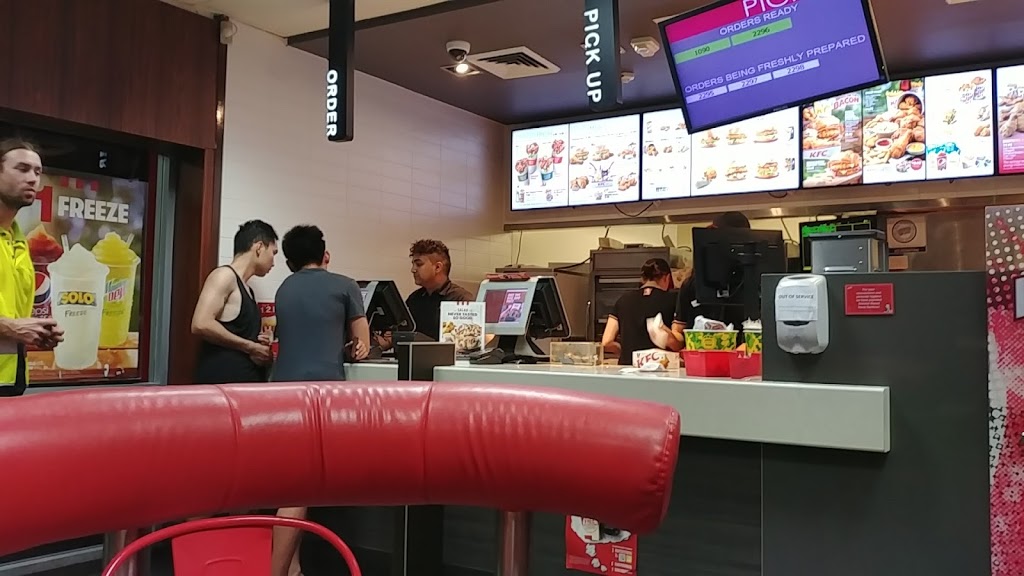 KFC Lindfield | restaurant | 302 Pacific Hwy, Lindfield NSW 2070, Australia | 0294158594 OR +61 2 9415 8594