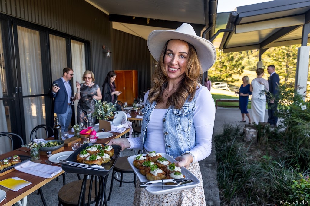 Frost Farm Weddings | Billiau Rd, Guanaba QLD 4210, Australia | Phone: 0414 783 564