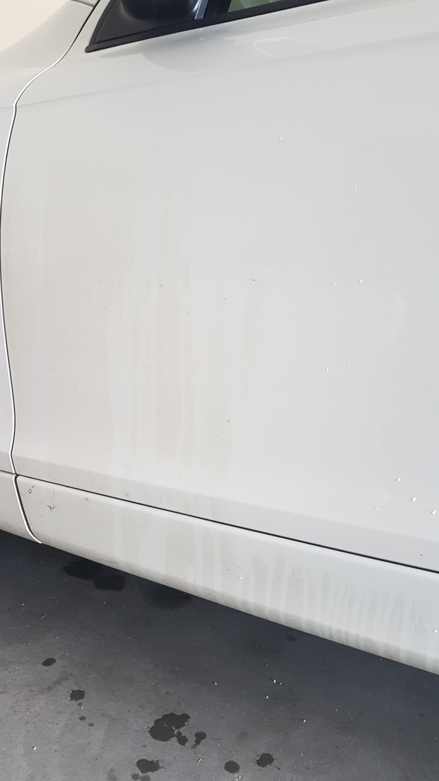 Wash N Glo Cranbourne | car wash | 1025 Cranbourne-Frankston Rd, Cranbourne West VIC 3977, Australia | 0385950953 OR +61 3 8595 0953