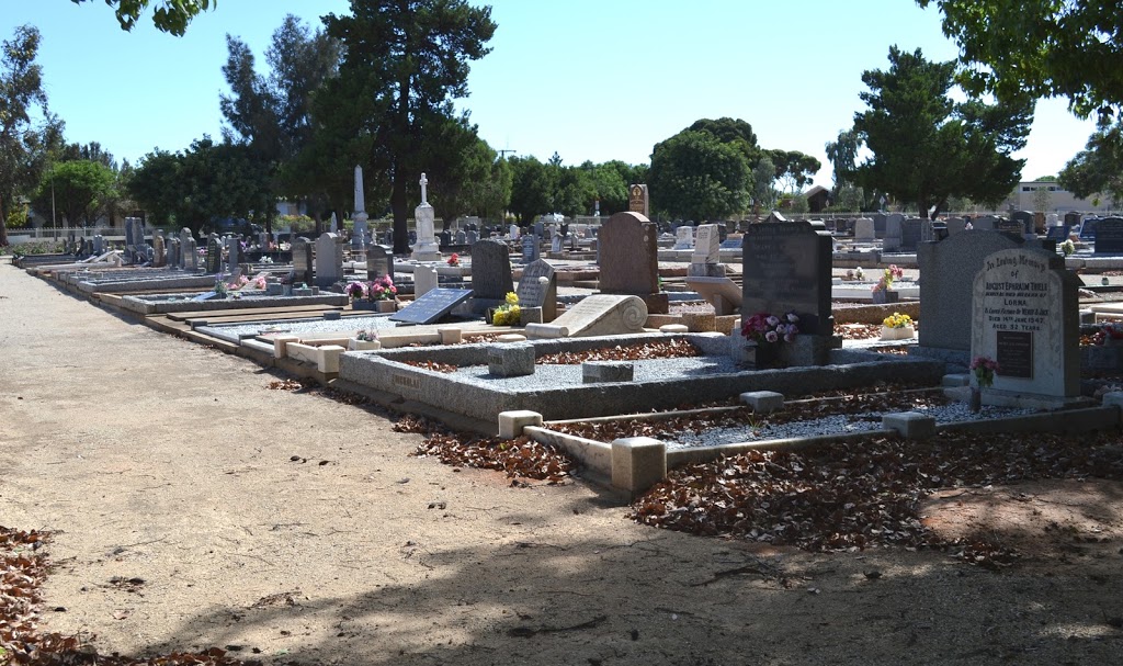 Loxton Cemetery | Loxton SA 5333, Australia