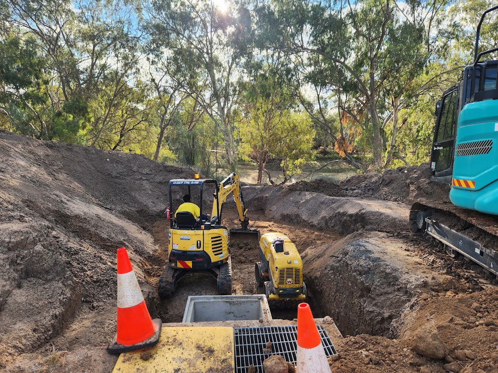 Richardson Civil & Rural Earthmoving | 5 Culgoa St, North Bourke NSW 2840, Australia | Phone: 0467 176 648