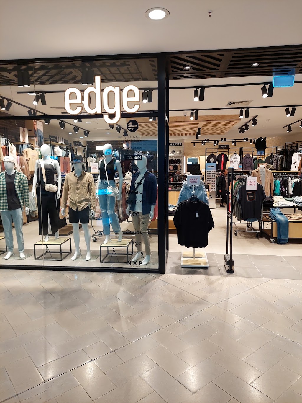 Edge Clothing - Stockland Wendouree | Store T/07 Norman St, Wendouree VIC 3355, Australia | Phone: (03) 5339 1197