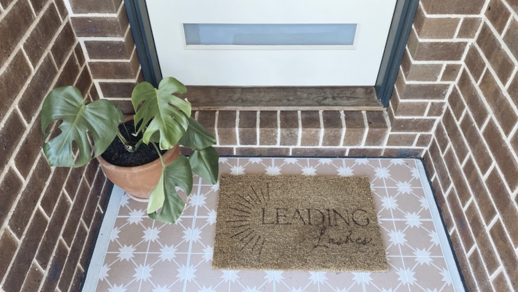 Leading Lashes | 4 Montclair Ave, West Wodonga VIC 3690, Australia | Phone: 0498 806 860