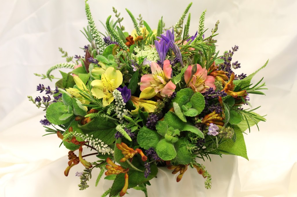The Little Flower Shoppe | florist | 849 Mt Dandenong Rd, Montrose VIC 3765, Australia | 0397282835 OR +61 3 9728 2835