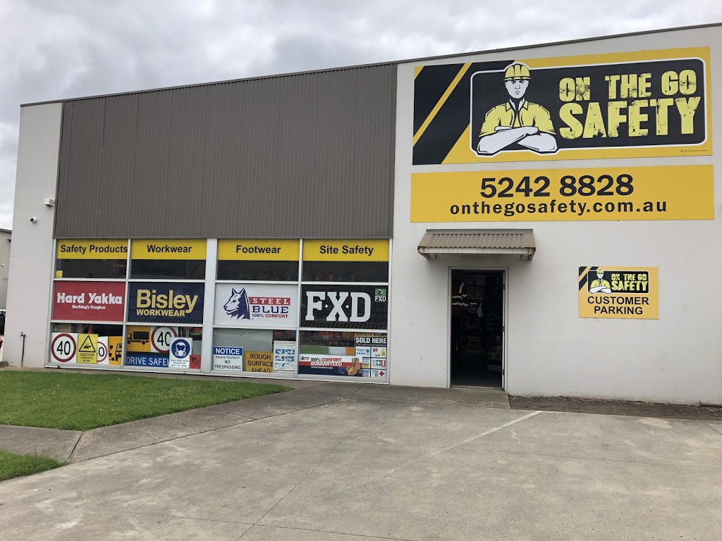 On The Go Safety & Workwear Breakwater | clothing store | 12/9-11 Leather St, Breakwater VIC 3219, Australia | 0352428828 OR +61 3 5242 8828