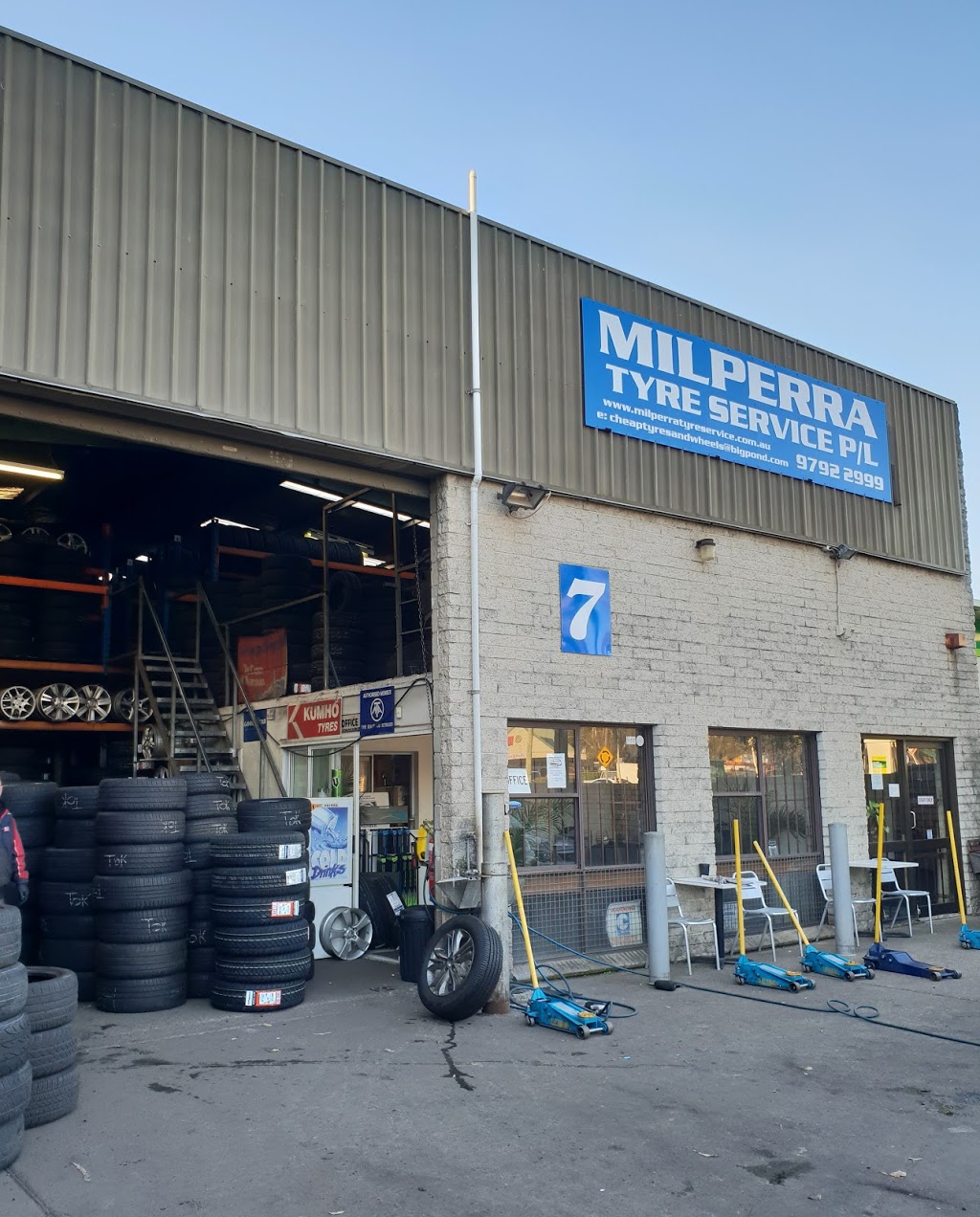 Cheap Tyres & Wheels | car repair | 7a Bullecourt Ave, Milperra NSW 2214, Australia | 0297922954 OR +61 2 9792 2954