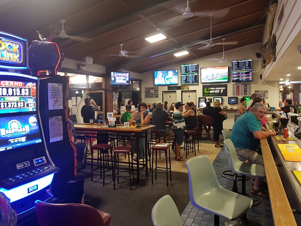 Burrum Heads Hotel | bar | 1 Burrum Heads Rd, Burrum Heads QLD 4659, Australia | 0741295277 OR +61 7 4129 5277