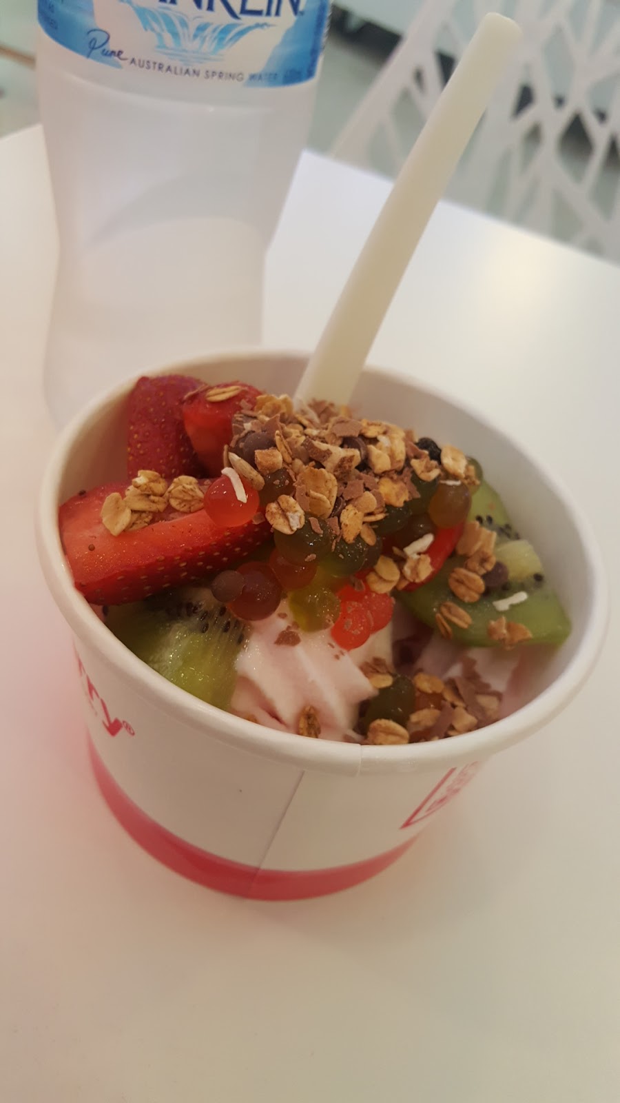 Yogurberry Bankstown | 2/226-228 Chapel Rd, Bankstown NSW 2200, Australia | Phone: (02) 8730 8991