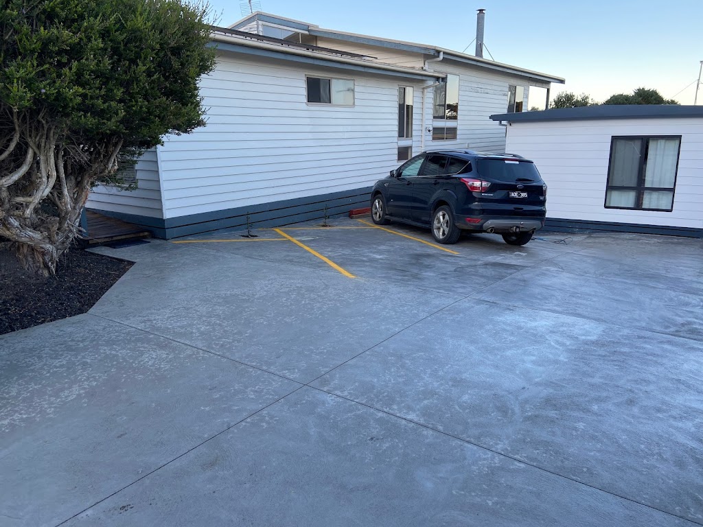 Ocean View Stay | 66 Casino Ave, Apollo Bay VIC 3233, Australia | Phone: 0422 557 016