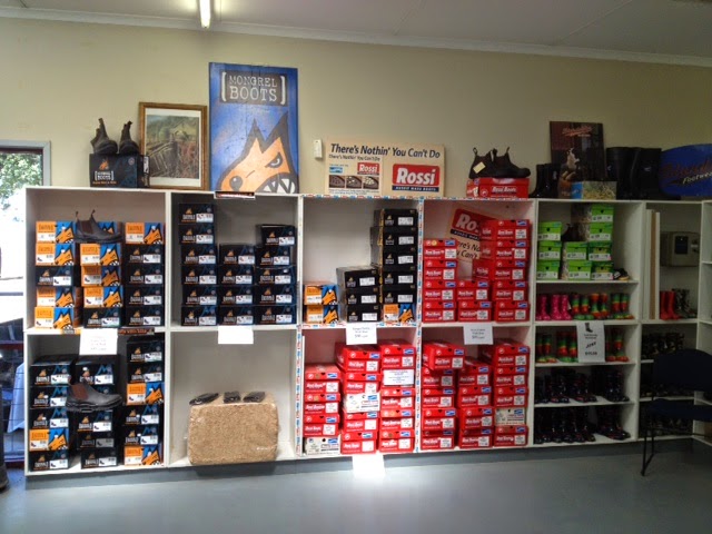 Leongatha Rural Supplies | shoe store | 21 Yarragon Rd, Leongatha VIC 3953, Australia | 0356624153 OR +61 3 5662 4153
