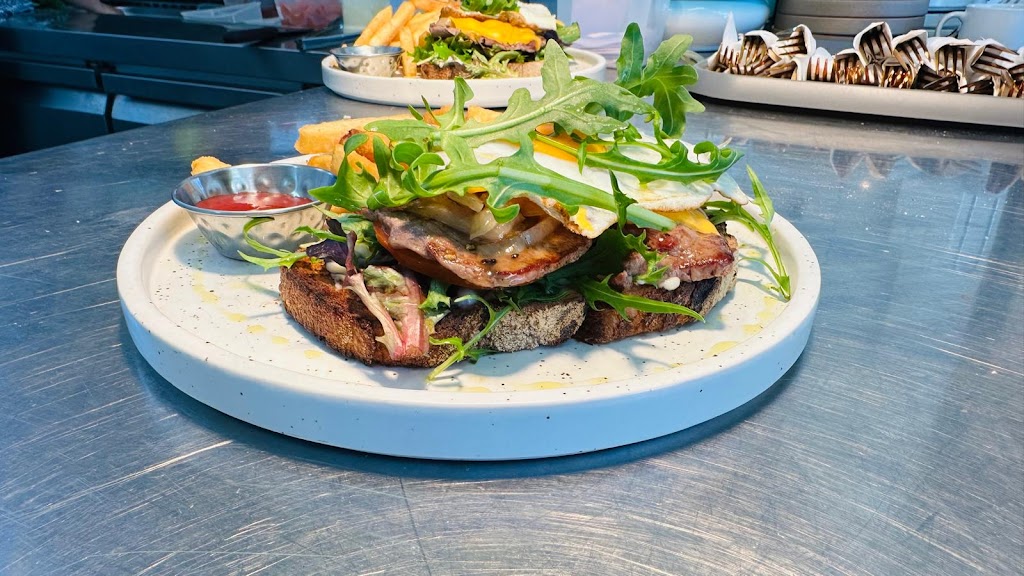 Bell Bird Cafe | 5 Bells Line of Rd, Mount Tomah NSW 2758, Australia | Phone: (02) 4400 9876