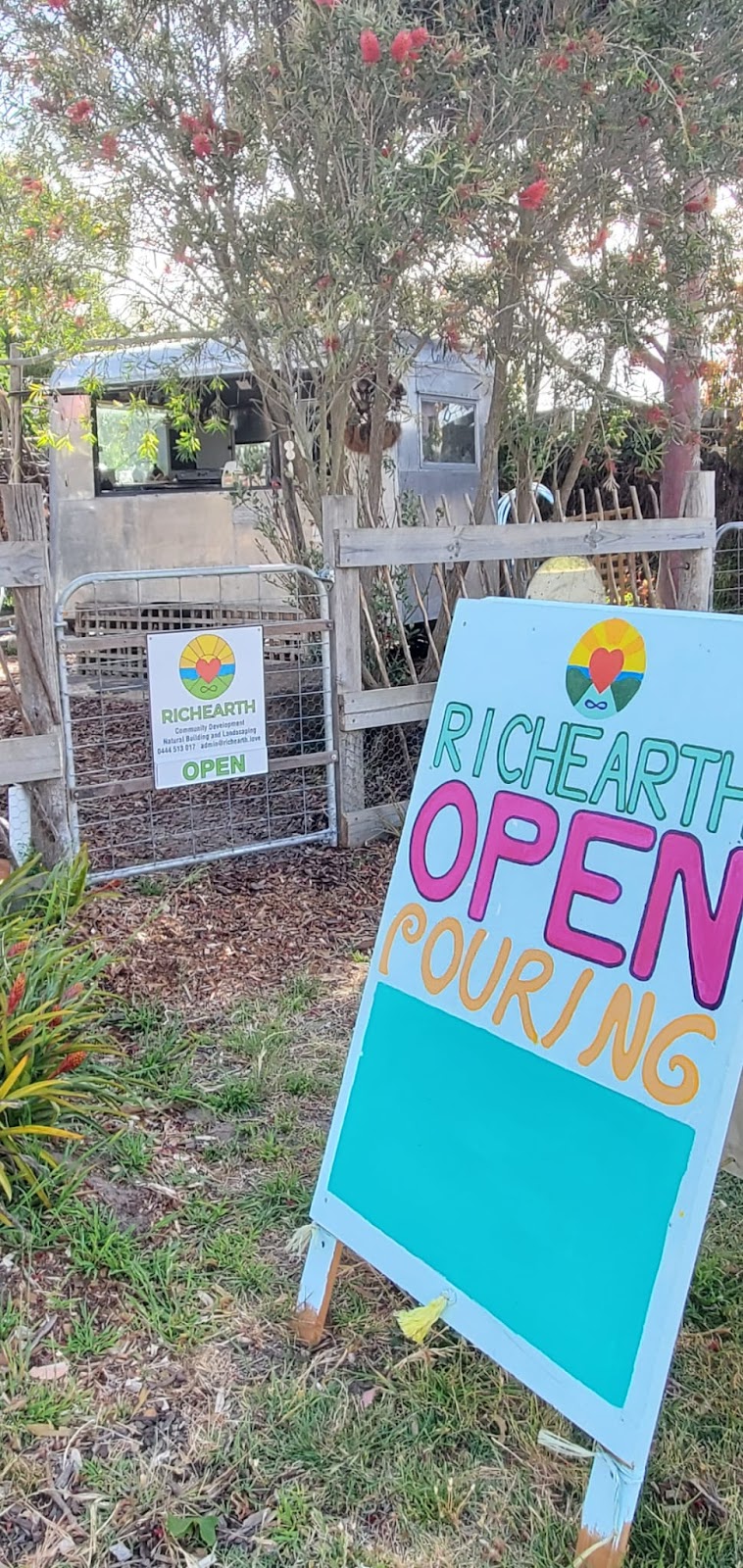 RichEarth InfoCafe | 69 Barwon Terrace, Winchelsea VIC 3241, Australia | Phone: 0444 513 017