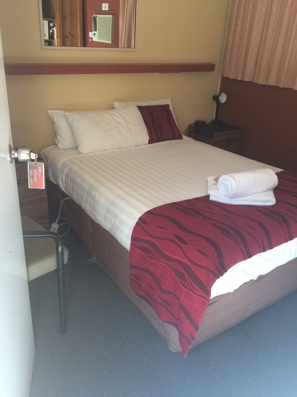 Red Cedar Motel | 12 Maitland St, Muswellbrook NSW 2333, Australia | Phone: (02) 6543 2852