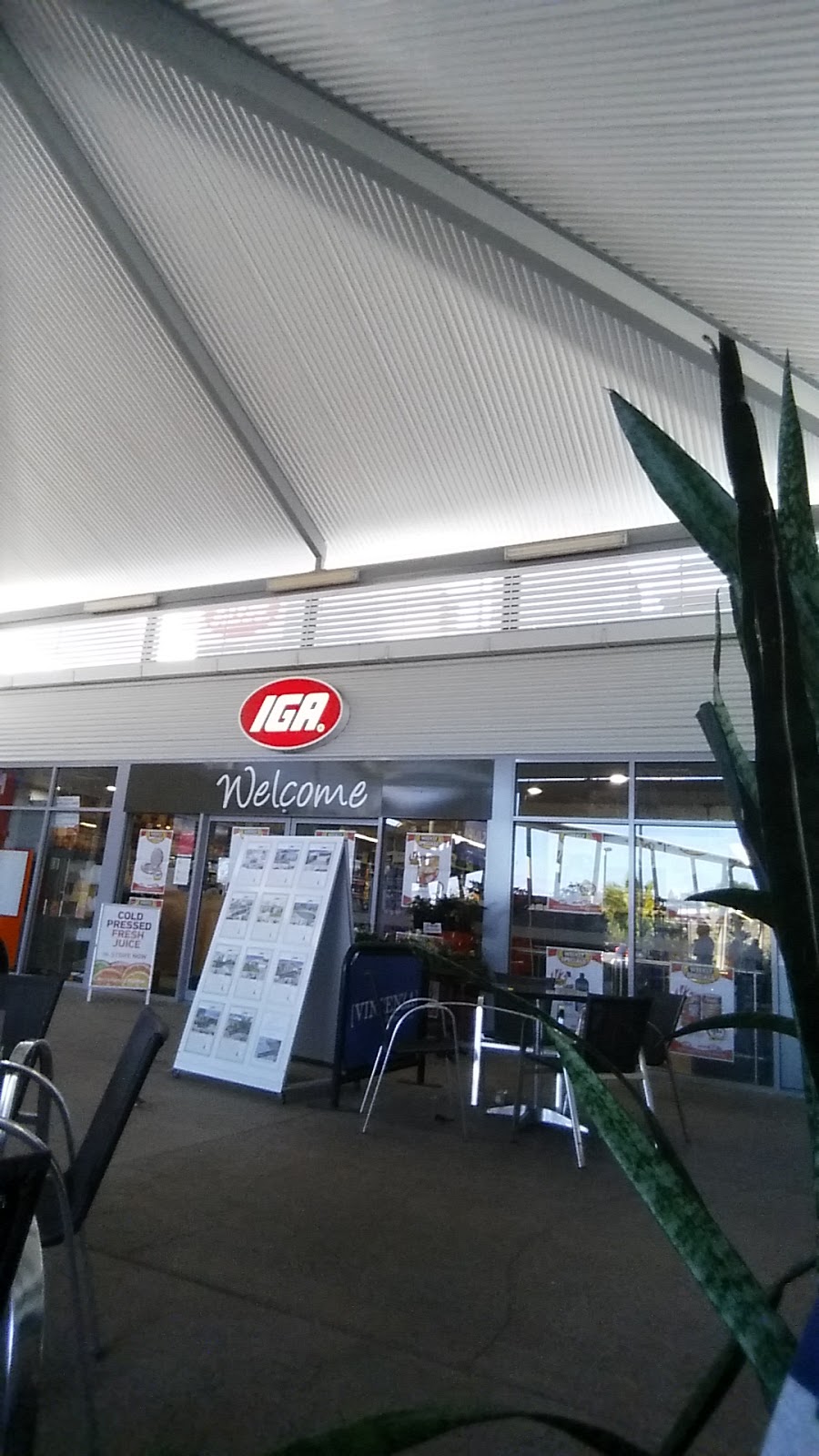 Lukes IGA Bellvista | supermarket | 2 Rawson St, Caloundra West QLD 4551, Australia | 0754380000 OR +61 7 5438 0000