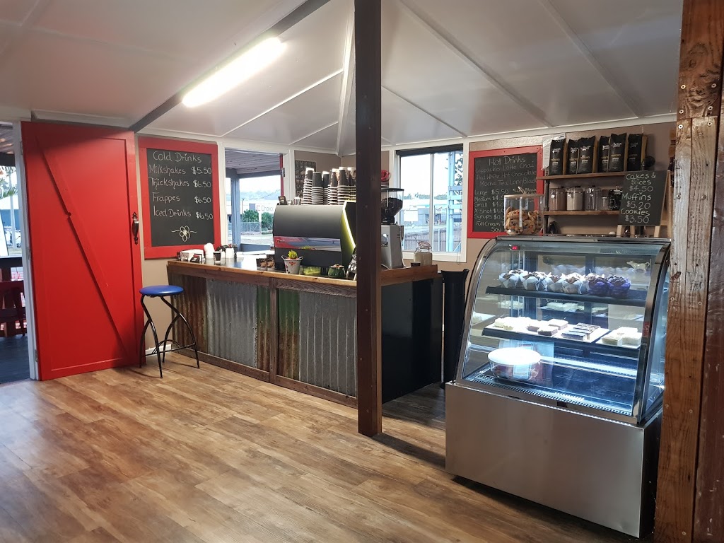 Kriss Coffee | cafe | 44 Tanby Rd, Yeppoon QLD 4703, Australia | 0447544699 OR +61 447 544 699