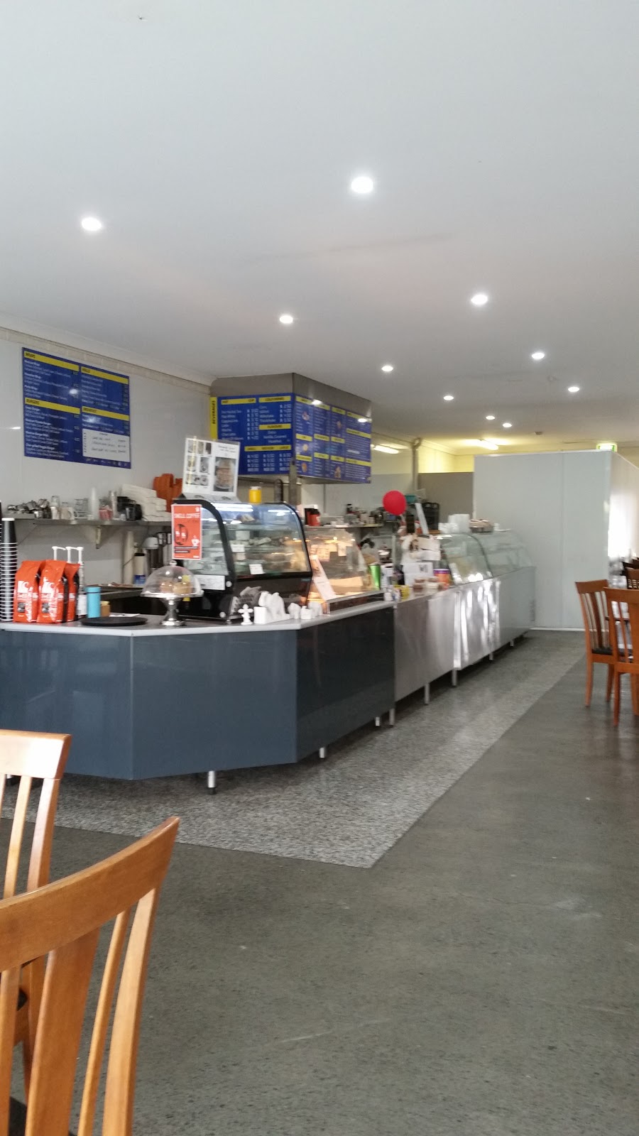 Delicious Delights | cafe | 3/149 Tongarra Rd, Albion Park NSW 2527, Australia | 0242578819 OR +61 2 4257 8819
