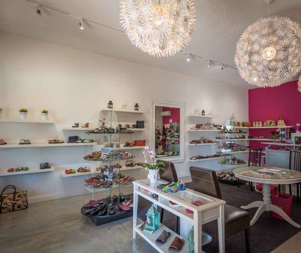 Berry Shoes & Accessories | shoe store | Shop 2/58 Albert St, Berry NSW 2535, Australia | 0244642126 OR +61 2 4464 2126