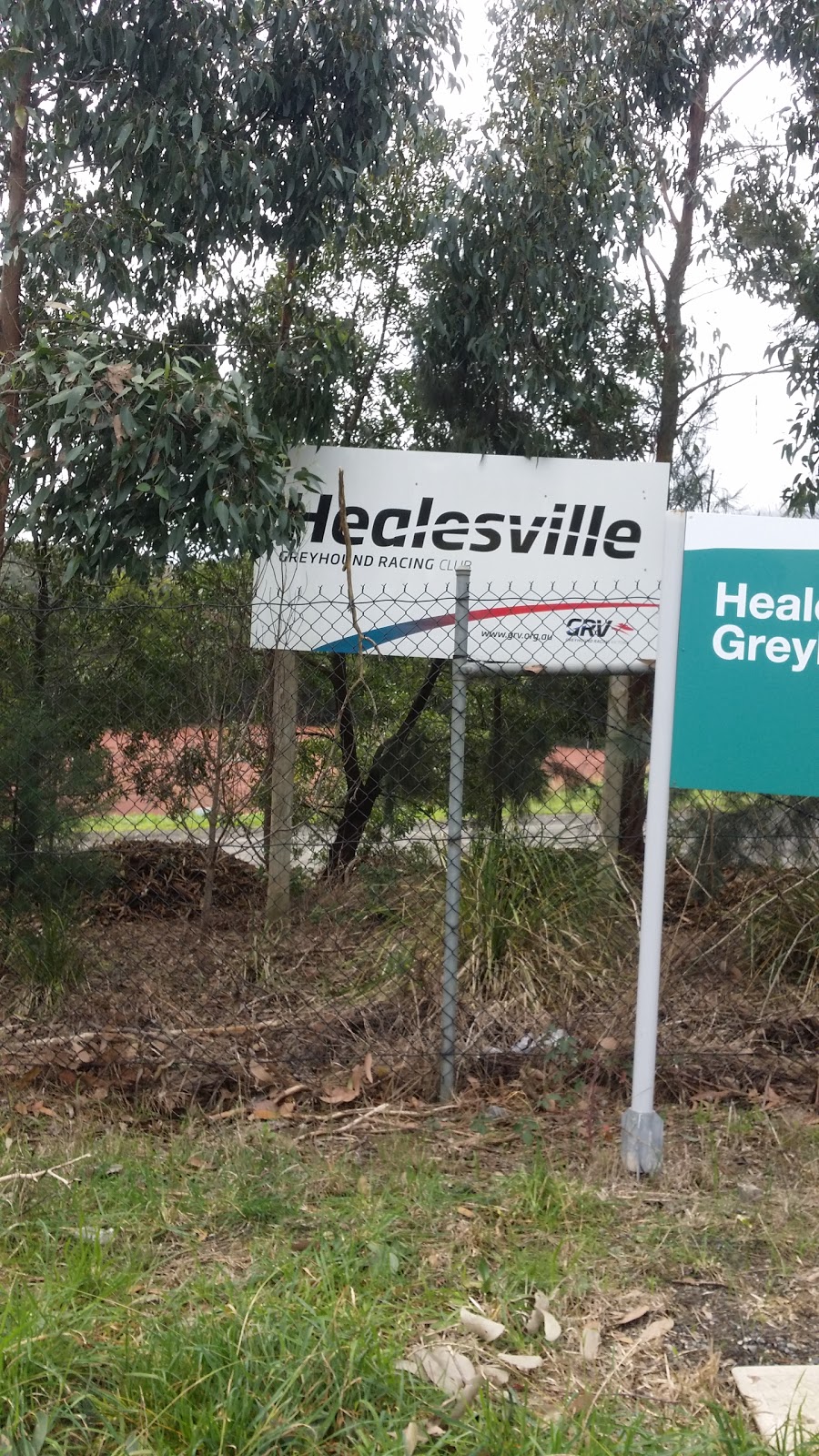 Healesville Greyhound Association | stadium | 263 Don Rd, Healesville VIC 3777, Australia | 0359622420 OR +61 3 5962 2420