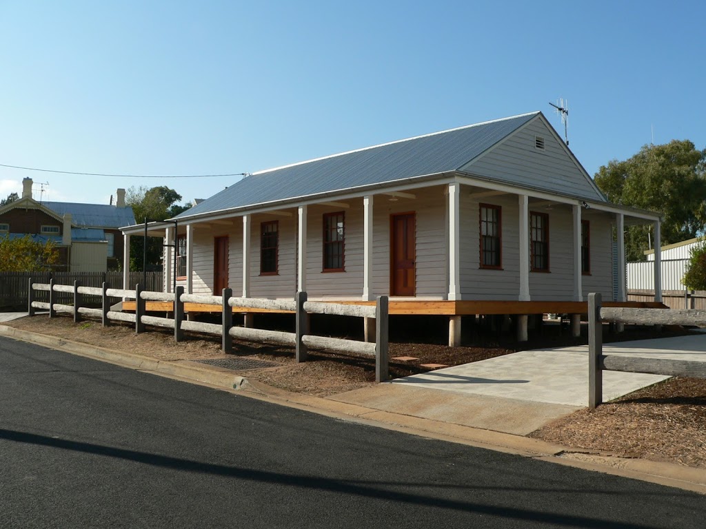 Gulgong Accommodation | lodging | 5 Robinson St, Gulgong NSW 2852, Australia | 0439928524 OR +61 439 928 524